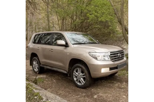Аренда Toyota Land Cruiser 200 в компании Baicar